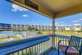Eclectic Atlantic Beach Condo with Amenity Access!
